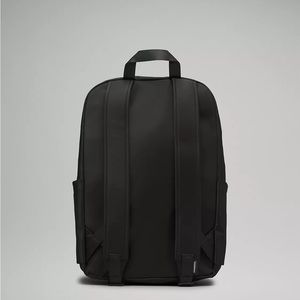 Lululemon Everywhere Backpack NWT